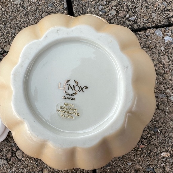 Lenox - Jack -O- Lantern - Candle Holder - Picture 8 of 11